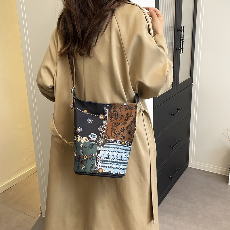 Yeni Naylon Patchwork Fermuarl - Women Bags Designer Sale incelemesi ve fiyatı