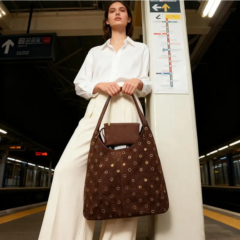 Süet Metal Çivili Tote Çanta v - Women Bags With Wallet incelemesi ve fiyatı