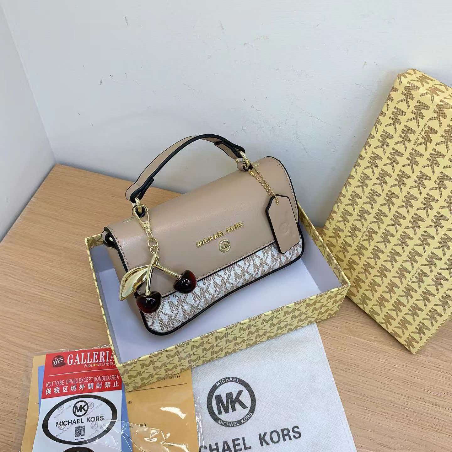 Yepyeni Michael Kors Kadın Lük - Women'S Bags Michael Kors incelemesi ve fiyatı