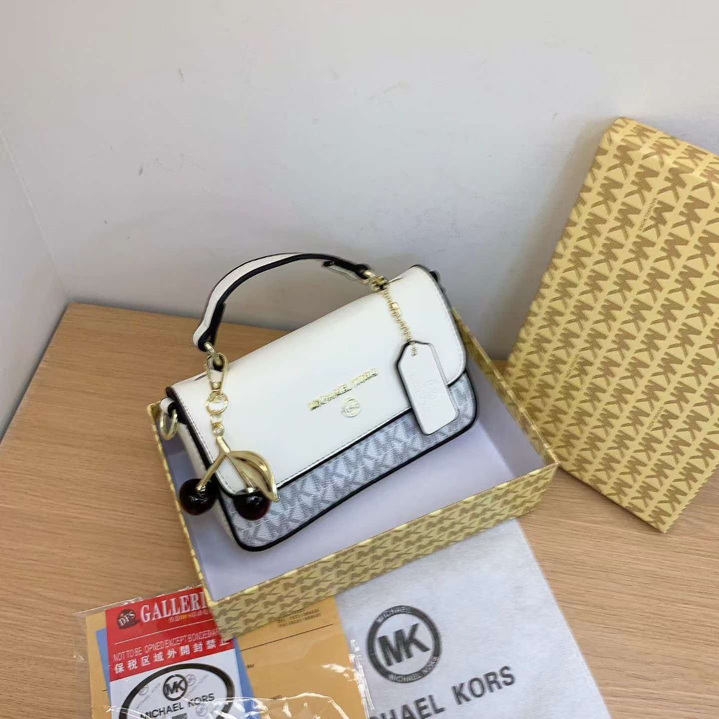 Yepyeni Michael Kors Kadın Lük - Women'S Bags Michael Kors incelemesi ve fiyatı