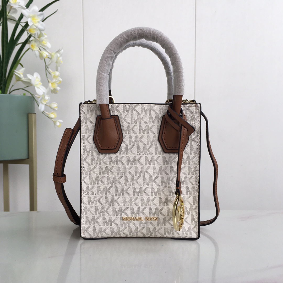 Yepyeni, yüksek kaliteli Micha - Women'S Bags Michael Kors incelemesi ve fiyatı