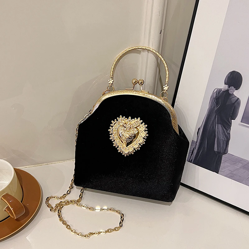 Zincirler Kadife Çerçeve Kalp  - Women Bags For Sale incelemesi ve fiyatı